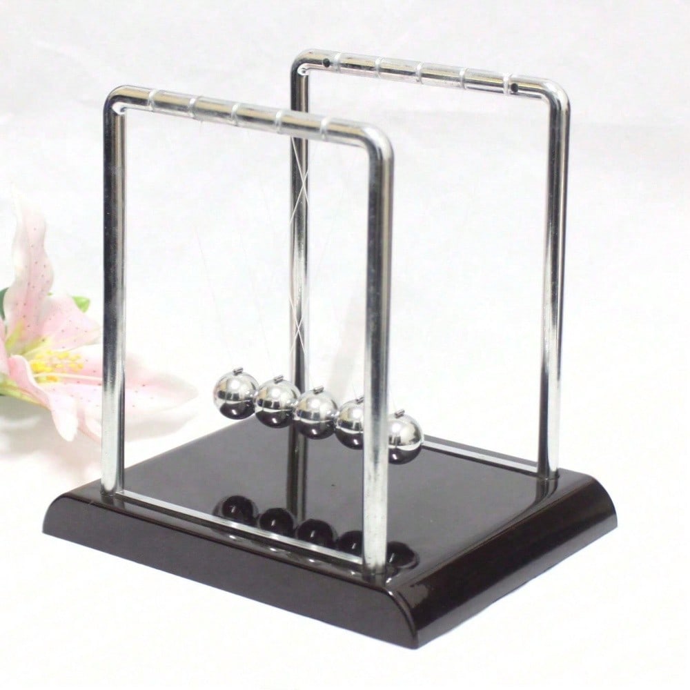 Black Metal Newton's Cradle Ba - đánh giá và giá Office Desk Tech Accessories