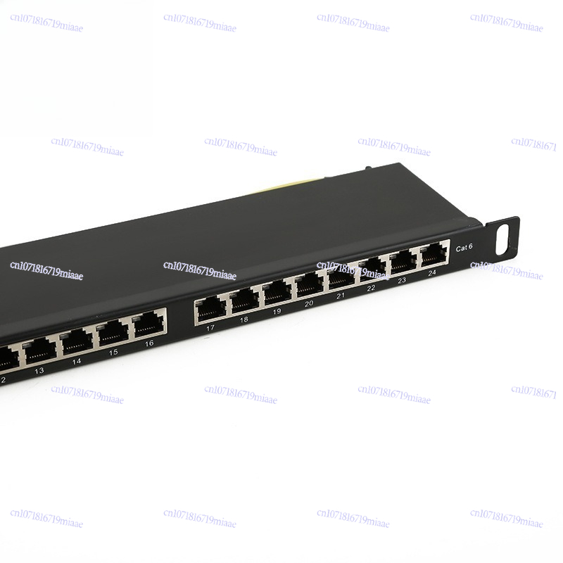0.5U Patch Panel Cat5e Shielde - đánh giá và giá Patch Panel Cat6